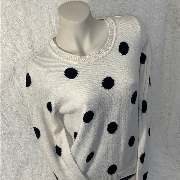 Forever 21 Sweaters - Polka Dot Sweater (white and black)